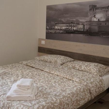 Donna Vicenza Bed & Breakfast 那不勒斯 外观 照片