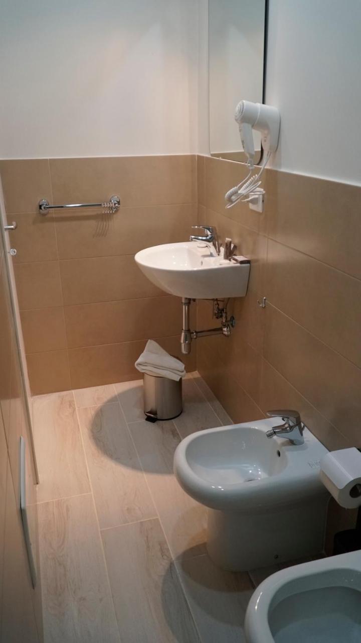 Donna Vicenza Bed & Breakfast 那不勒斯 外观 照片