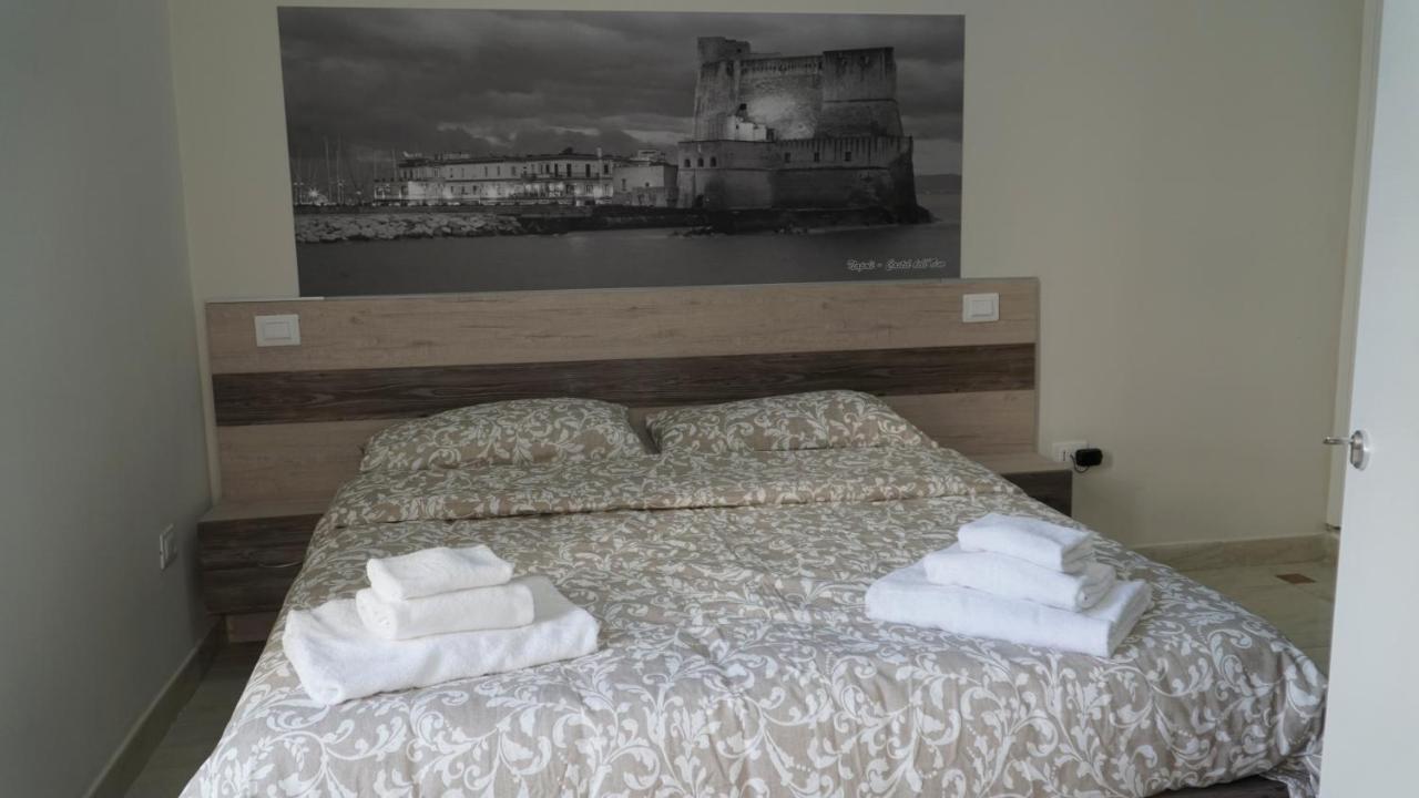 Donna Vicenza Bed & Breakfast 那不勒斯 外观 照片