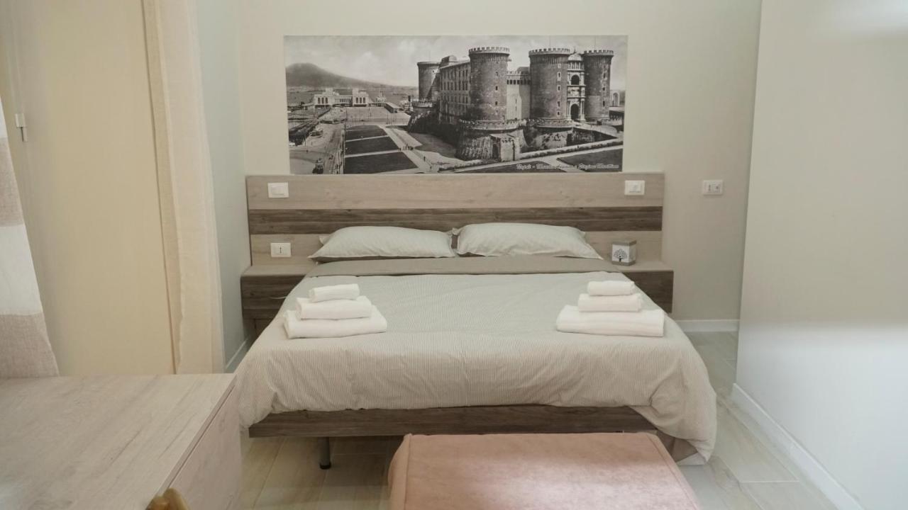 Donna Vicenza Bed & Breakfast 那不勒斯 外观 照片
