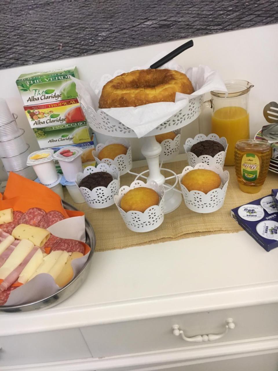Donna Vicenza Bed & Breakfast 那不勒斯 外观 照片